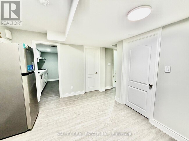 Photo - 7 Villanova Rd