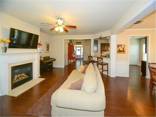 Photo - 5940 Weddington Dr