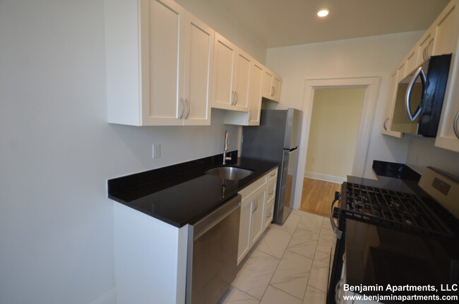 Photo - 105 Kilsyth Rd Condo Unit 1