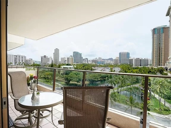 Building Photo - 1860 Ala Moana Blvd