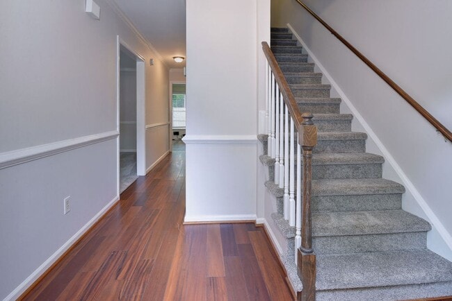 Photo - Spacious End-Unit Townhome