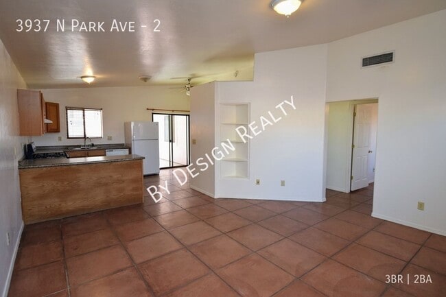 Building Photo - Midtown Single Family 3 Bed 2 Bath