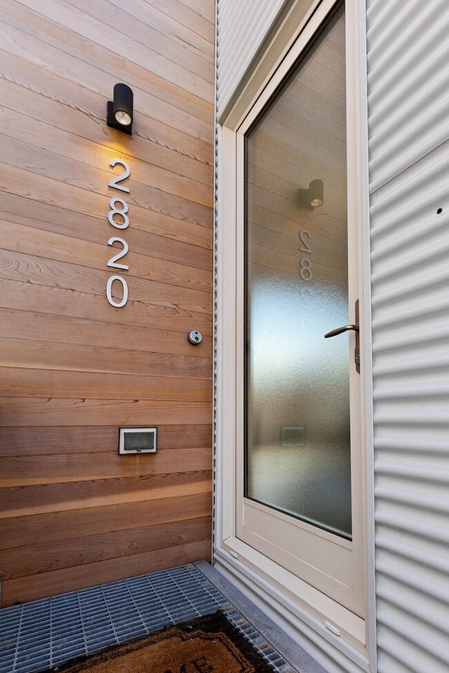 Photo - 2820 John R St