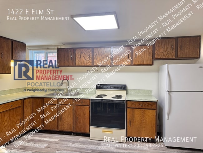 Photo - 1422 E Elm St