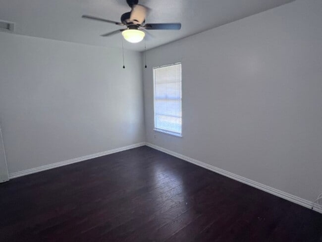 703 E Formosa Blvd
