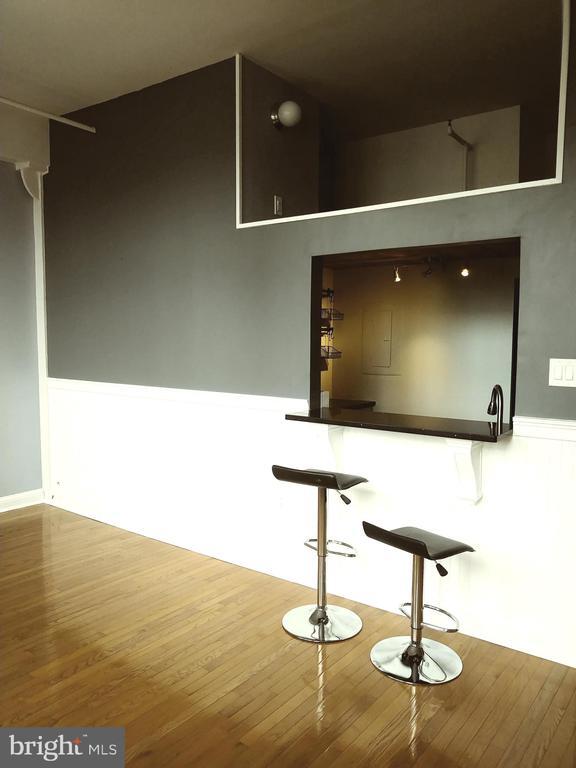 Photo - 1010 Race St Unit 8M