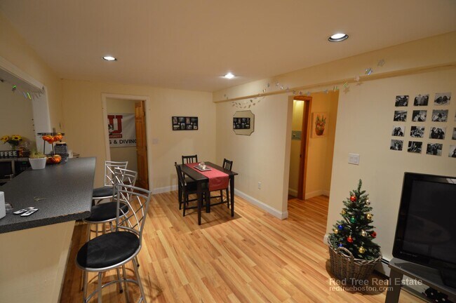 94 Pleasant St Unidad 1