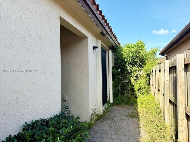 Photo - 3472 SE 3rd St Unit 2