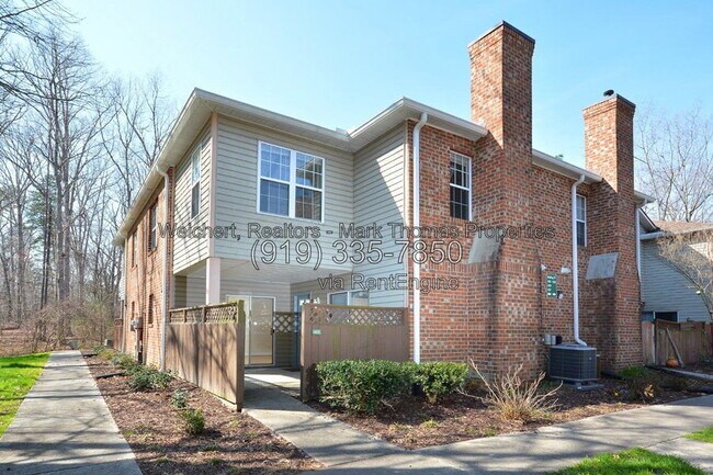 425 Summerwalk Cir
