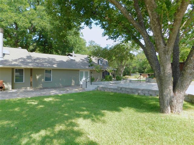 Photo - 897 John George Ln