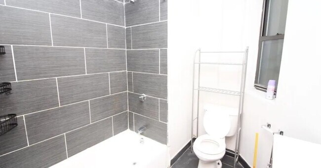 Photo - Furnished room/NOT APARTMENT Unit 3L