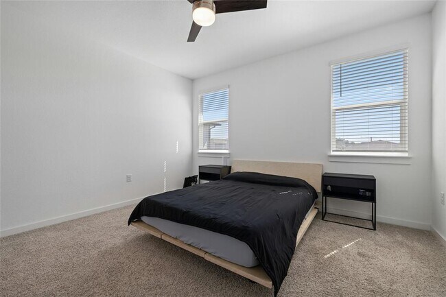 13817 Zuhause Dr