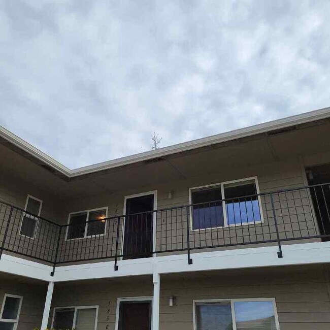 Photo - 1852 Medart Ln