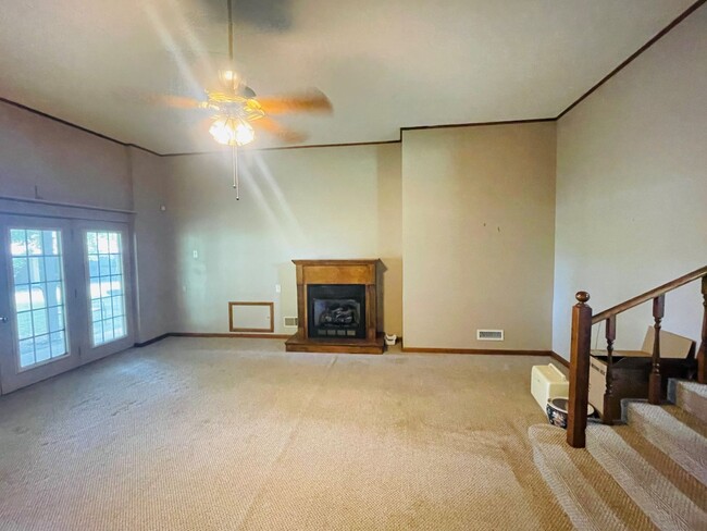 Photo - SINGLE FAMILY HOME