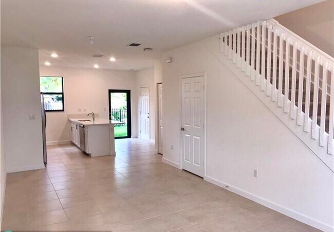 Photo - 2813 SW 17th Ave