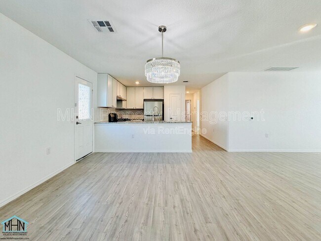 Photo - 10154 Asta Trl