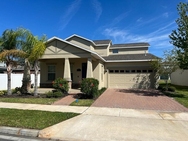 Building Photo - Beautiful 4/3.5 home located in Independence Signature Lakes Community of Winter Garden!