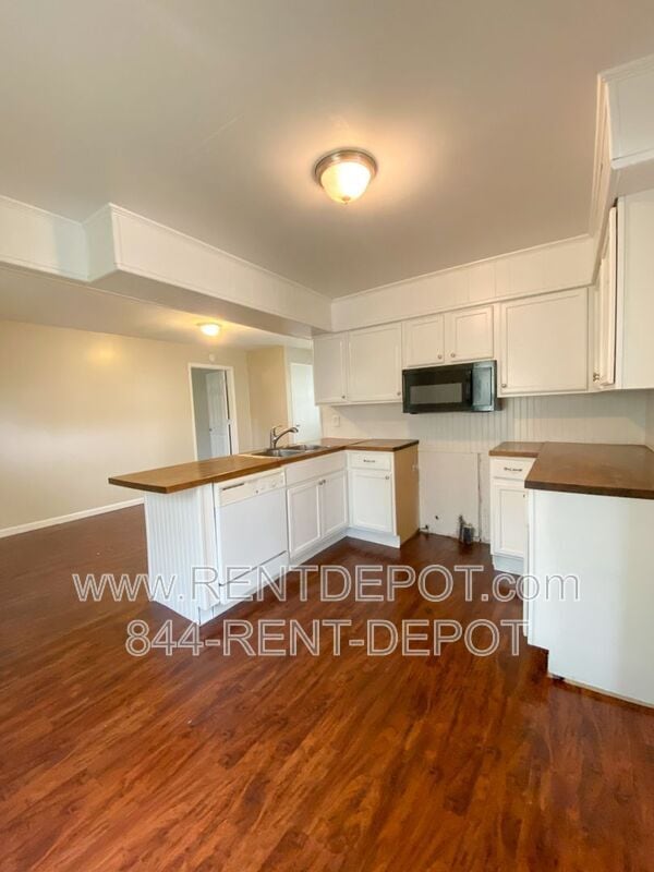 Photo - 2035 Hicks Dr