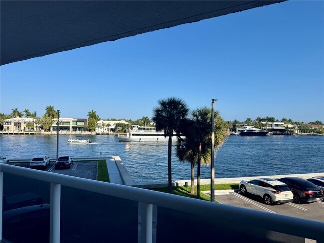 20515 E Country Club Dr Unit 246