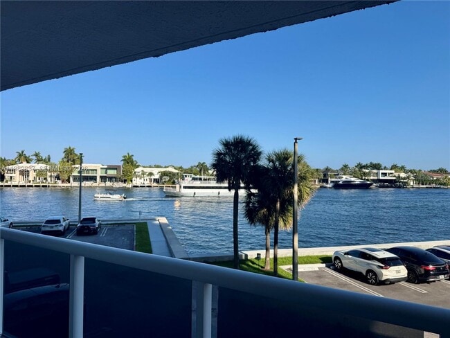 Photo - 20515 E Country Club Dr Unit 246