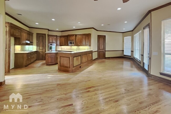 Photo - 4020 Oakmeadow Dr