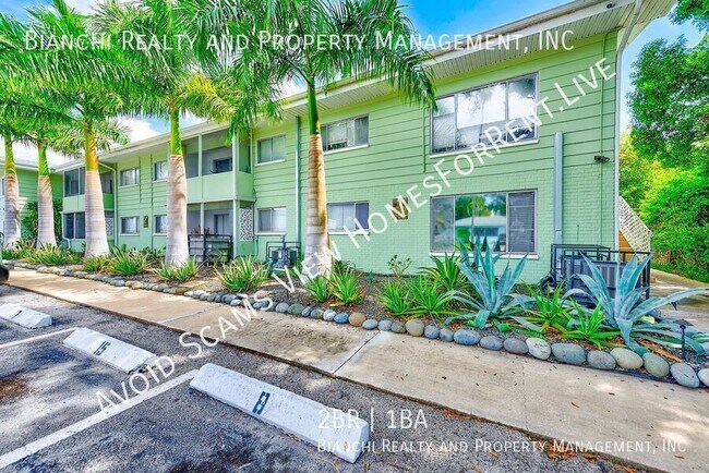 Photo - 1329 Drew St Unit 6