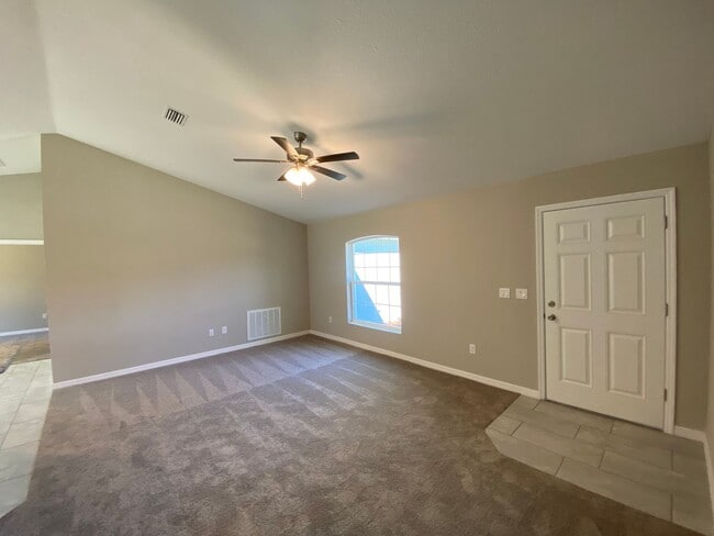 Photo - Custom Home - Desirable SW Ocala Neighborh...