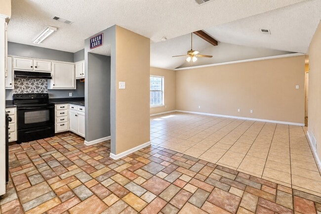 4120 Tulip Tree Ct