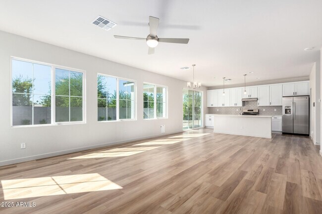 Photo - 6556 N 15th Dr House