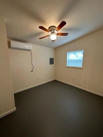 Photo - 1402 Scarbrough St