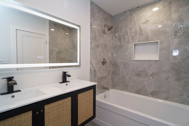 Photo - 1919 N 5th St Unit #B