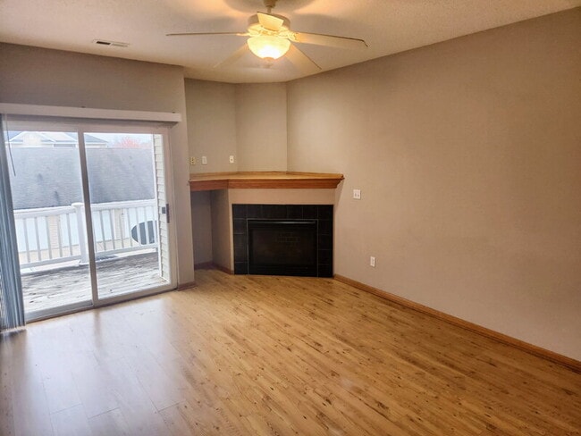 Photo - 1320 SE Florence Dr Unit 11