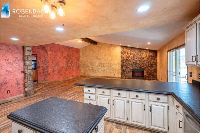 Photo - 3452 N 67th Dr