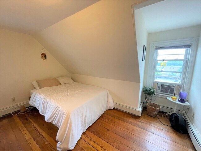 Photo - 5 Ibbetson St Unit 3