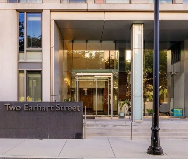 Building Photo - 2 Earhart St Unit 409