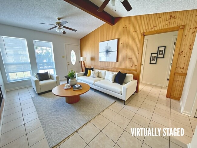 Photo - 2404 Shoemaker Dr Unidad A