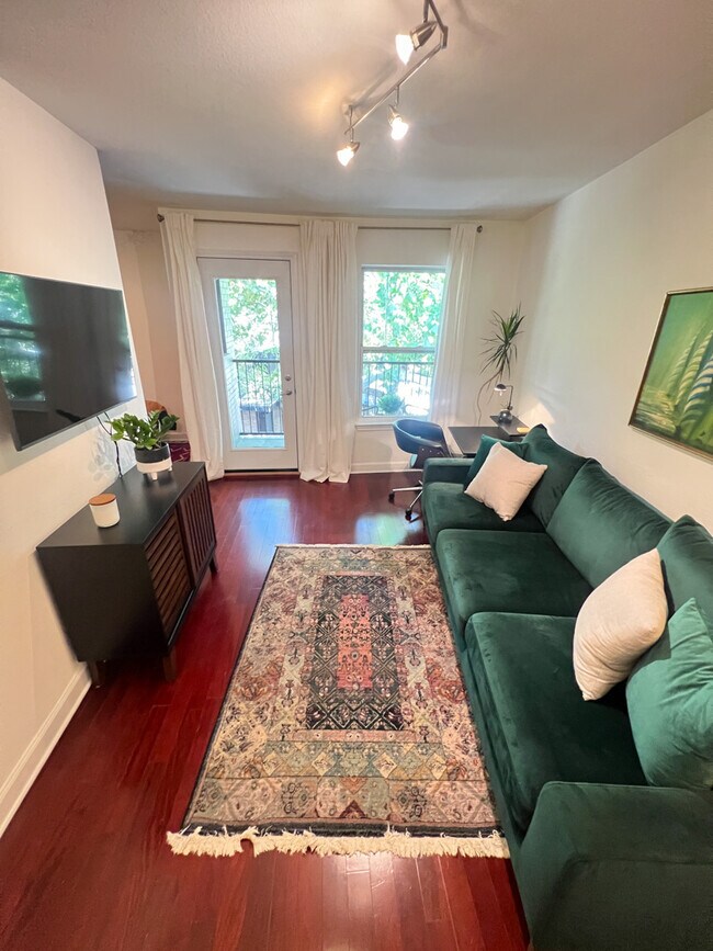 2020 S Congress Ave Unit Apt 1226 Condo for Rent in Austin, TX