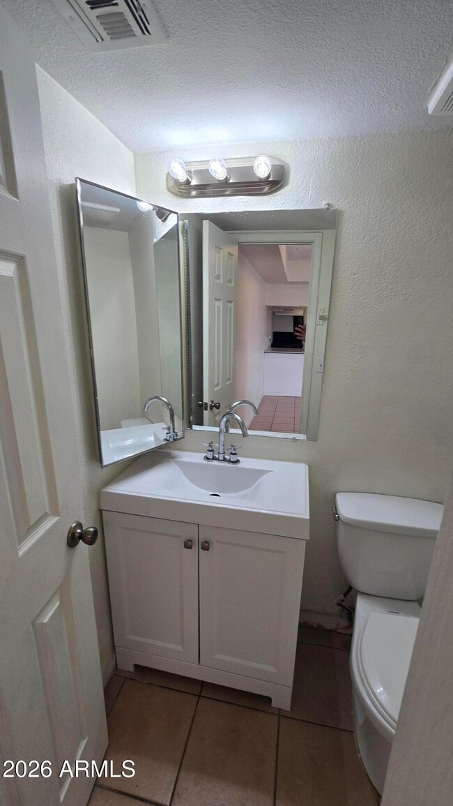 Photo - 1447 N 53rd Dr