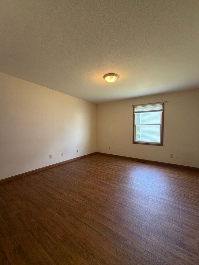 Photo - 218 Stonewall Ct Unit APT. 2