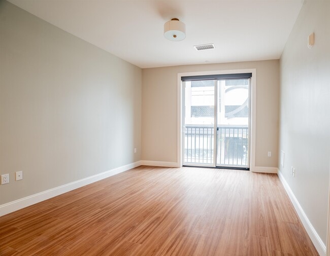Photo - 99 Foundry Pl Unit 107