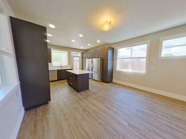 Photo - 335-337 NW 18th St. Unit 335 NW 18th St