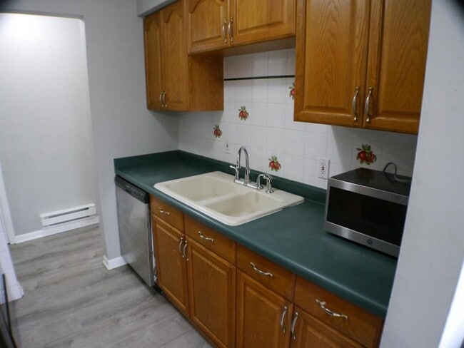 Photo - 11810 S Komensky Ave