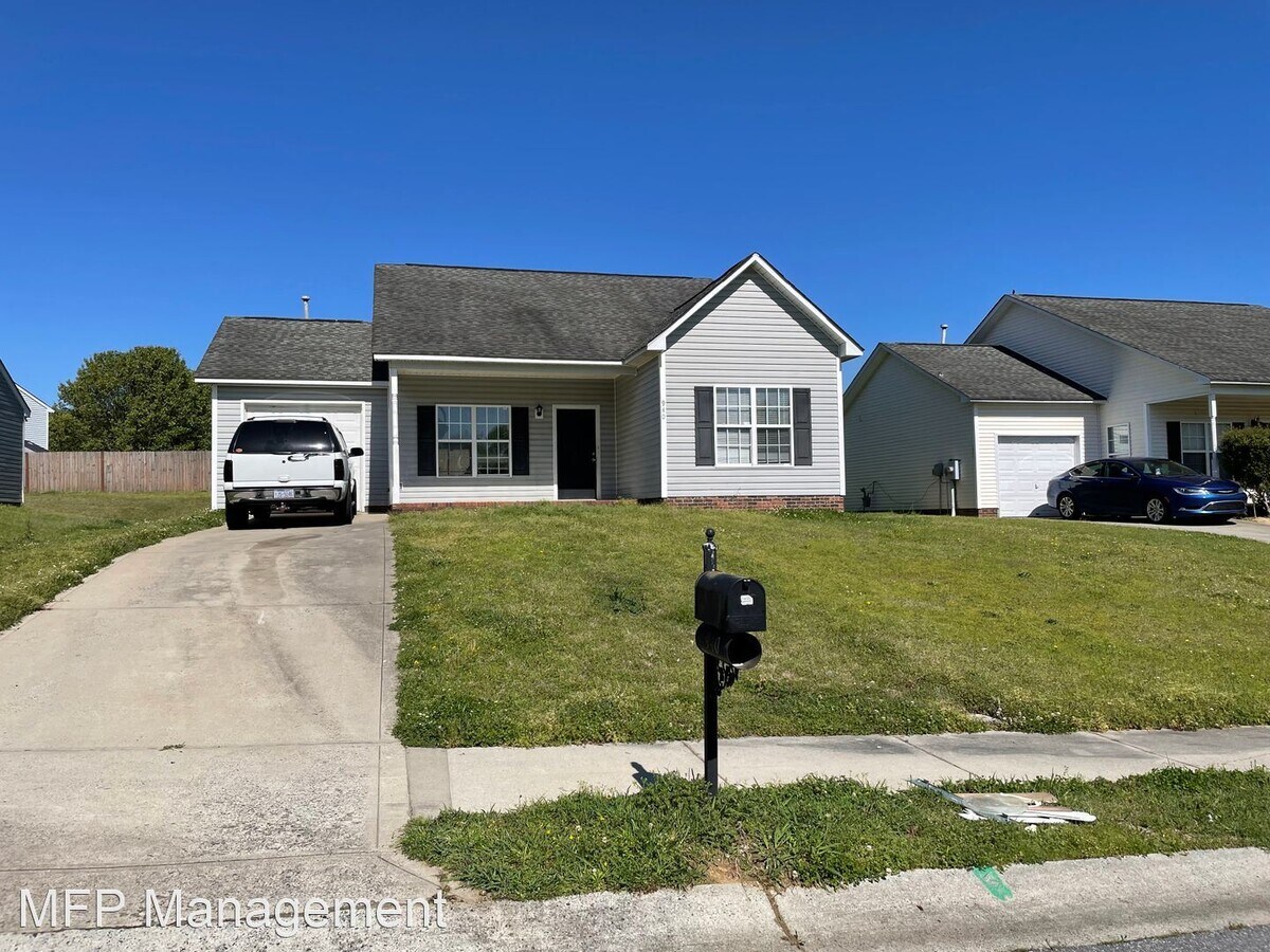 3 br, 2 bath House - 940 Anchor Way - 3 br, 2 bath House - 940 Anchor Way