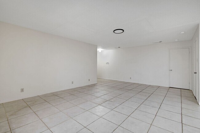 Photo - ***MOVE-IN SPECIAL: ONE WEEK FREE***Spacio...