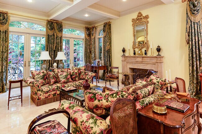 Photo - 446 Brazilian Ave