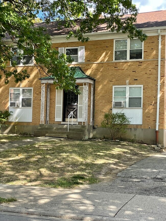 40 pleasant ridge - 40 Pleasant Ridge Ave Apartments Unit 3