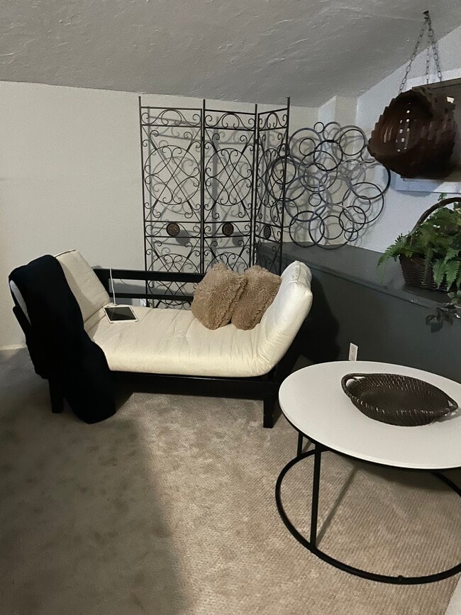 Photo - 1954 E 123rd St