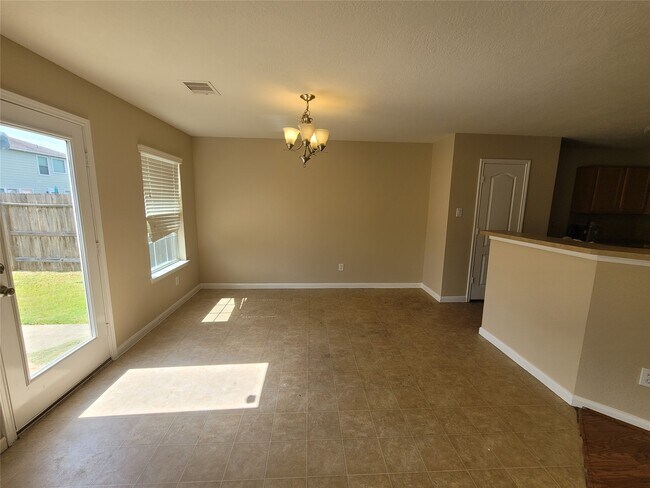 Photo - 7815 Tuhati Forest Ln