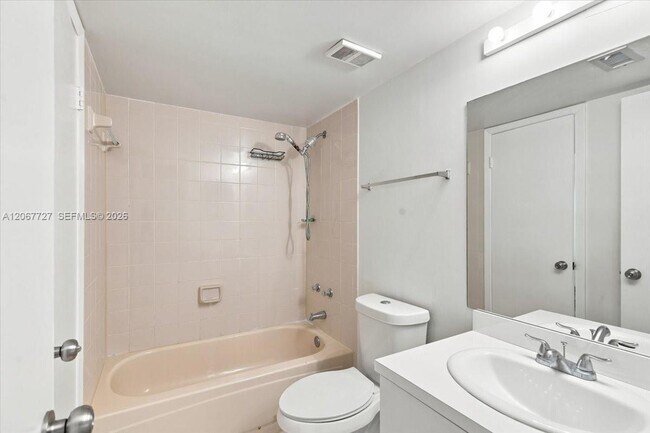 Photo - 8660 SW 212th St Unit 306