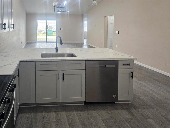 Photo - 11154 Pendleton Ave